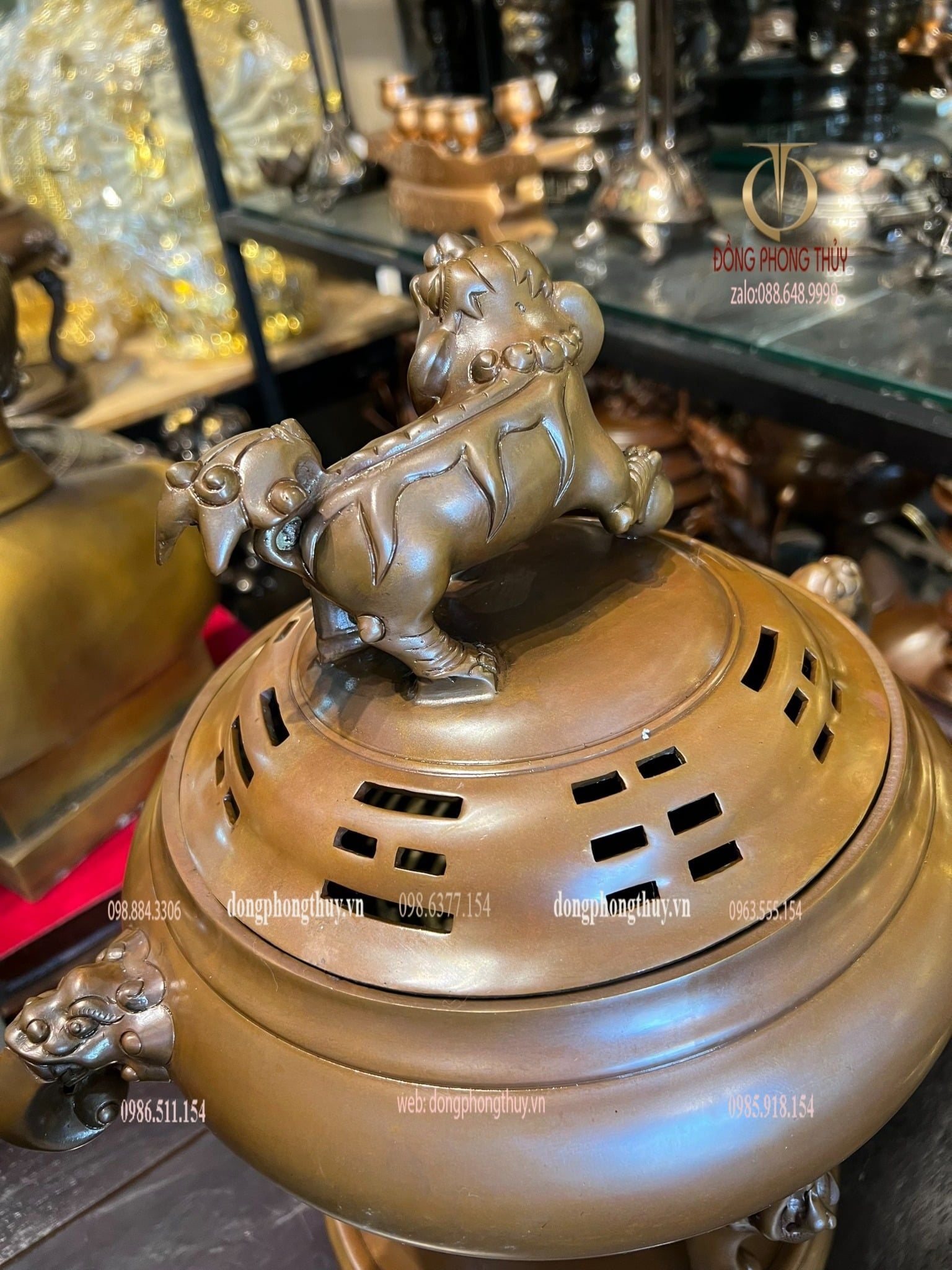 Lư đốt trầm mẫu cổ