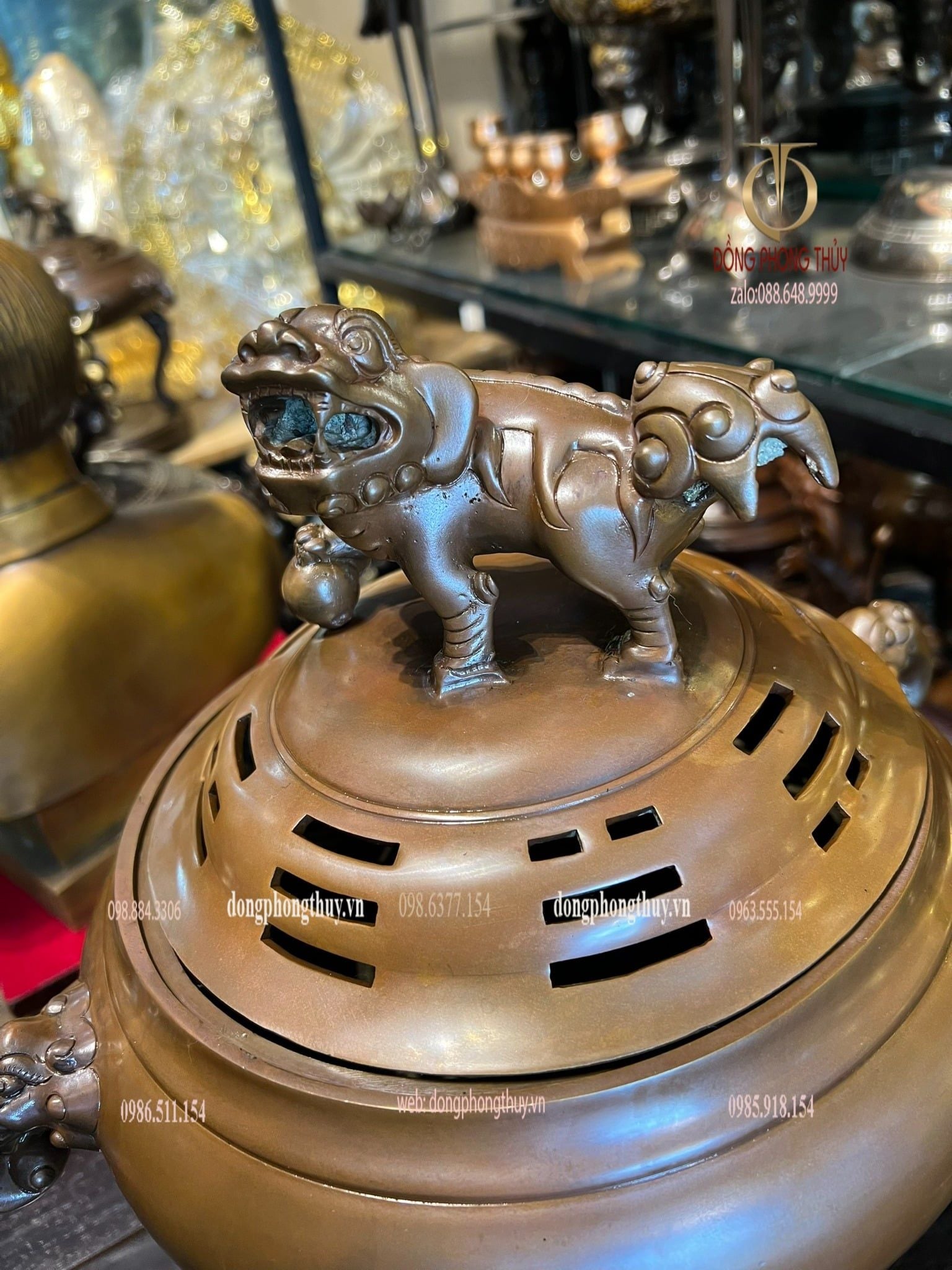 Lư đốt trầm mẫu cổ