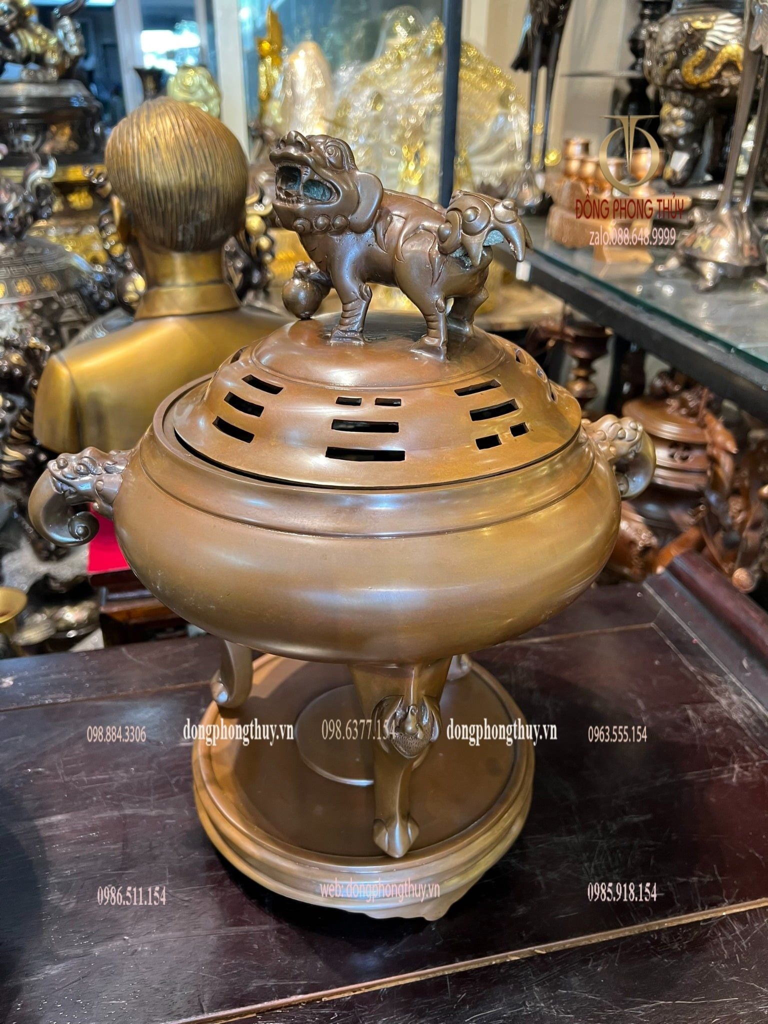 Lư đốt trầm mẫu cổ