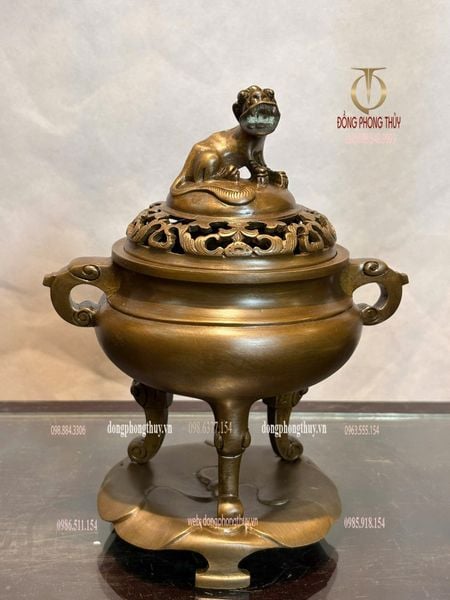Lư đốt trầm bằng đồng