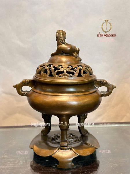 Lư đốt trầm bằng đồng