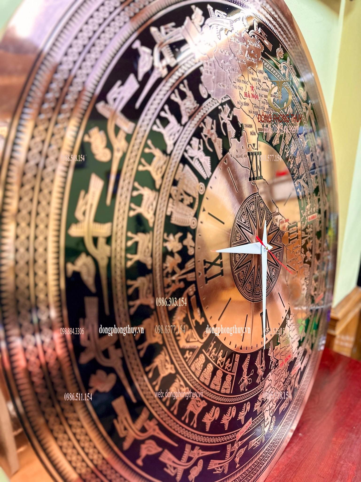 Đồng Hồ mặt trống đồng đỏ