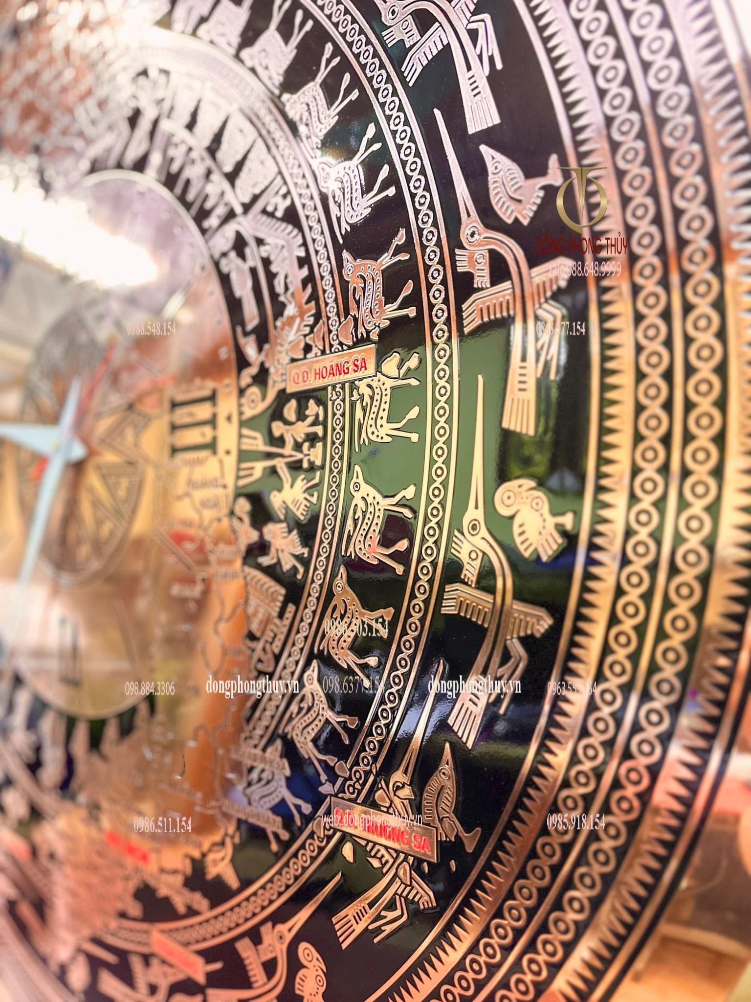 Đồng Hồ mặt trống đồng đỏ