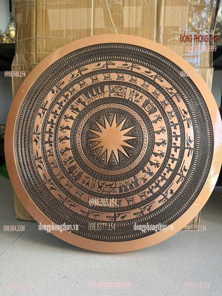 Mặt trống đồng đỏ hoa văn chìm Ngọc Lũ 50cm