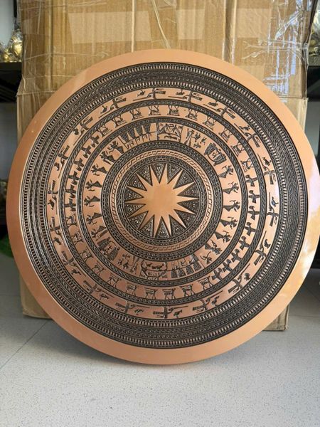 Mặt trống đồng đỏ hoa văn chìm Ngọc Lũ 50cm