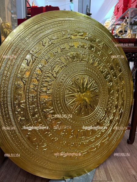 Mặt trống đồng 90cm dát vàng