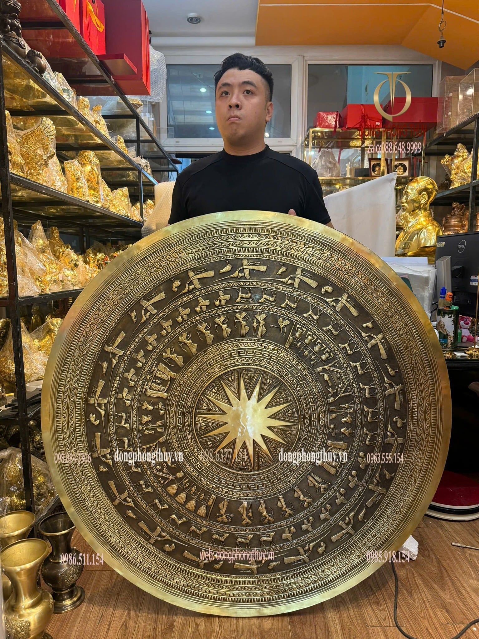 mặt trống đồng