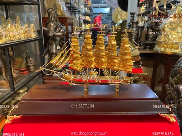 Qùa tặng mạ vàng