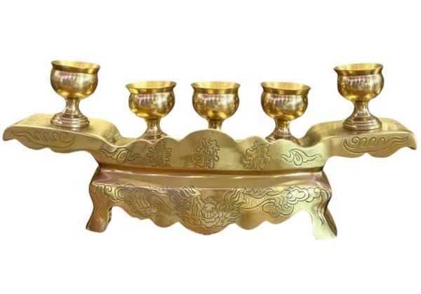 Ngai thờ bằng đồng cát tút 5 chén