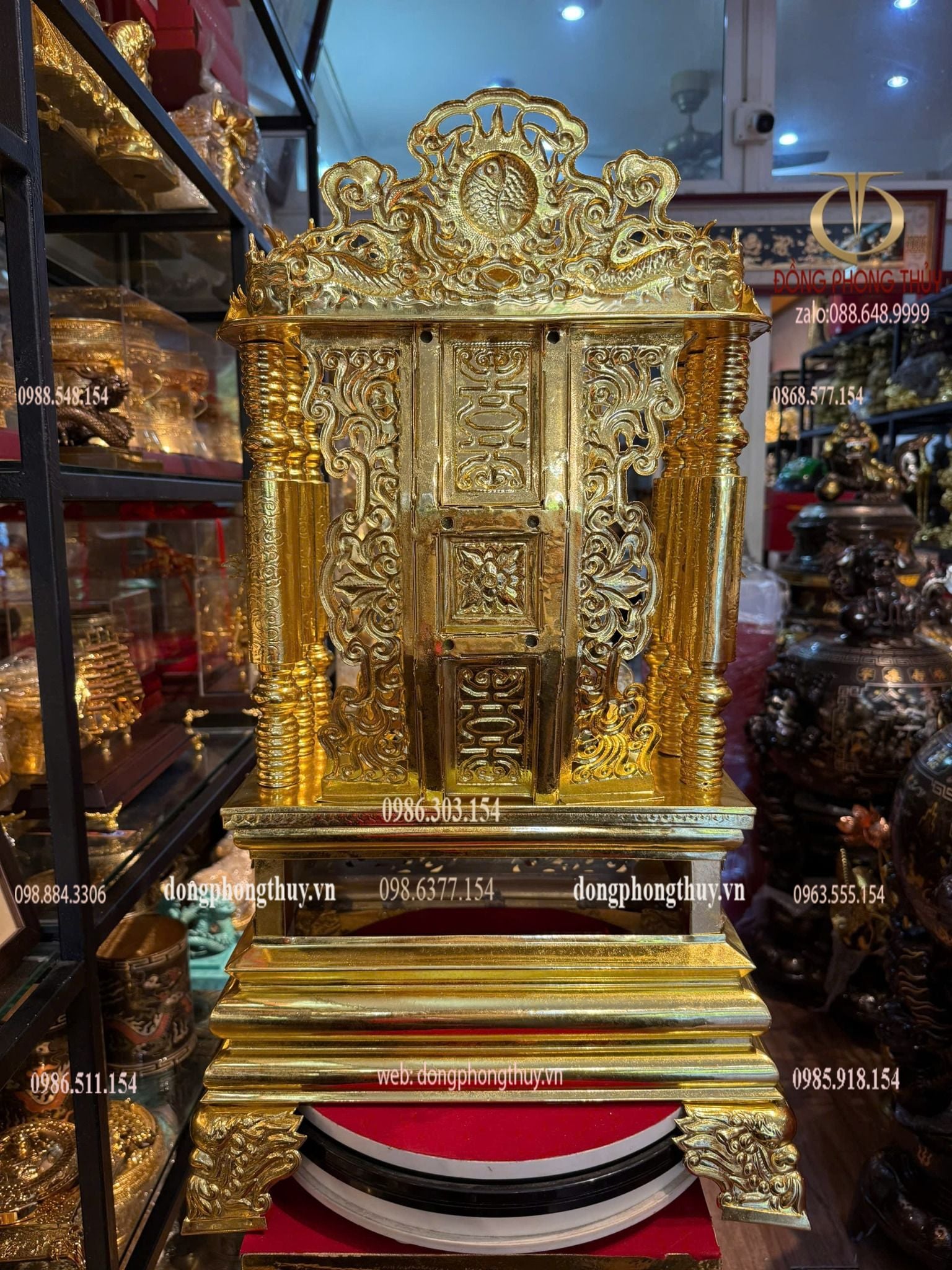 Ngai thờ + bài vị thờ dát vàng