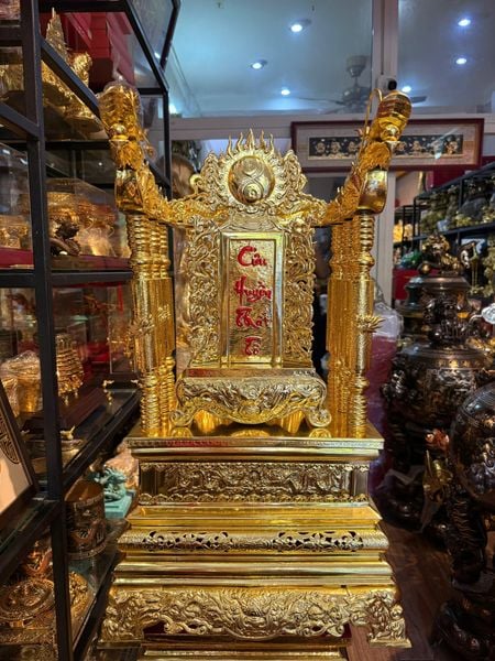 Ngai thờ + bài vị thờ dát vàng