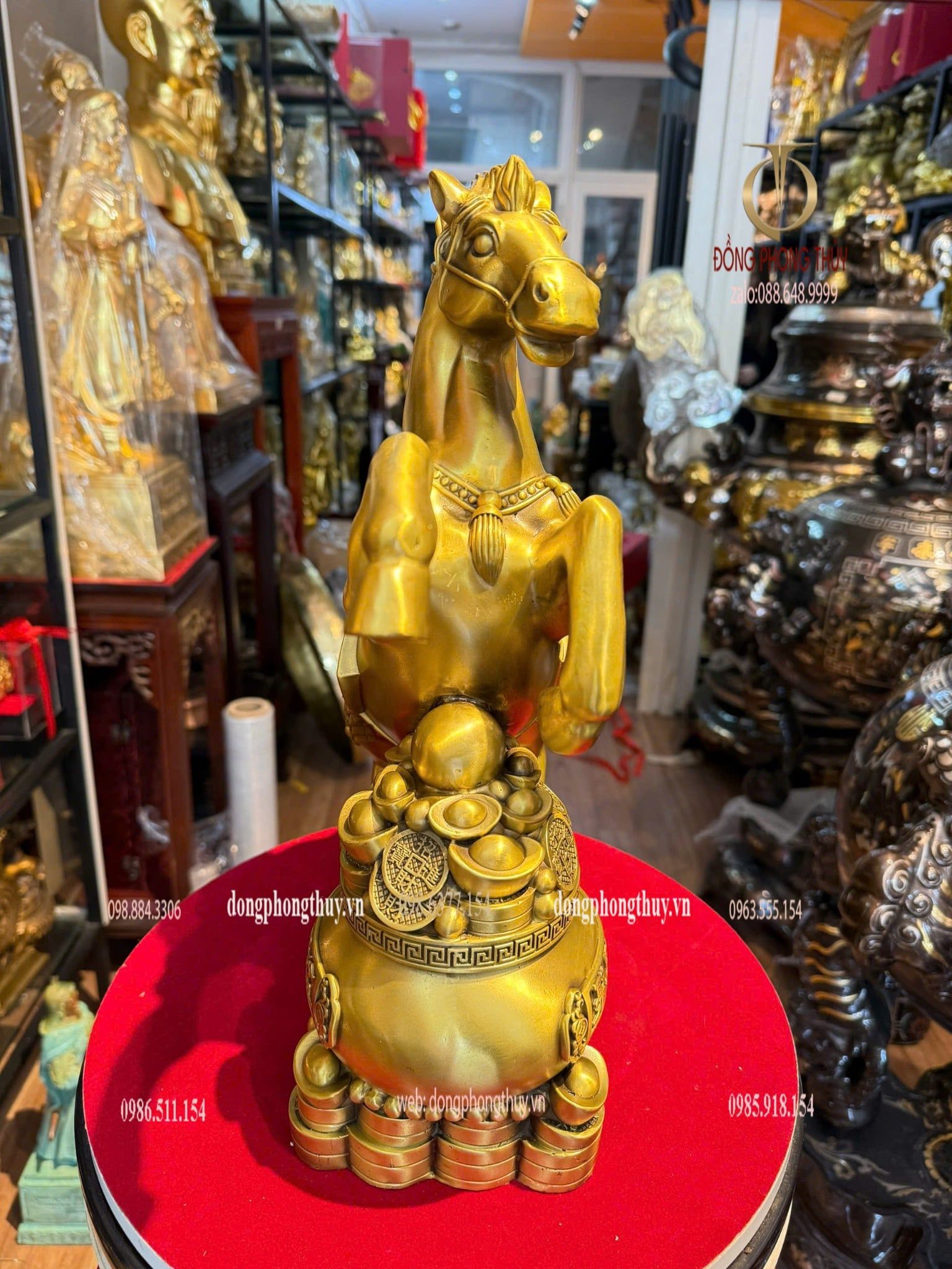 Tượng ngựa phong thủy bằng đồng