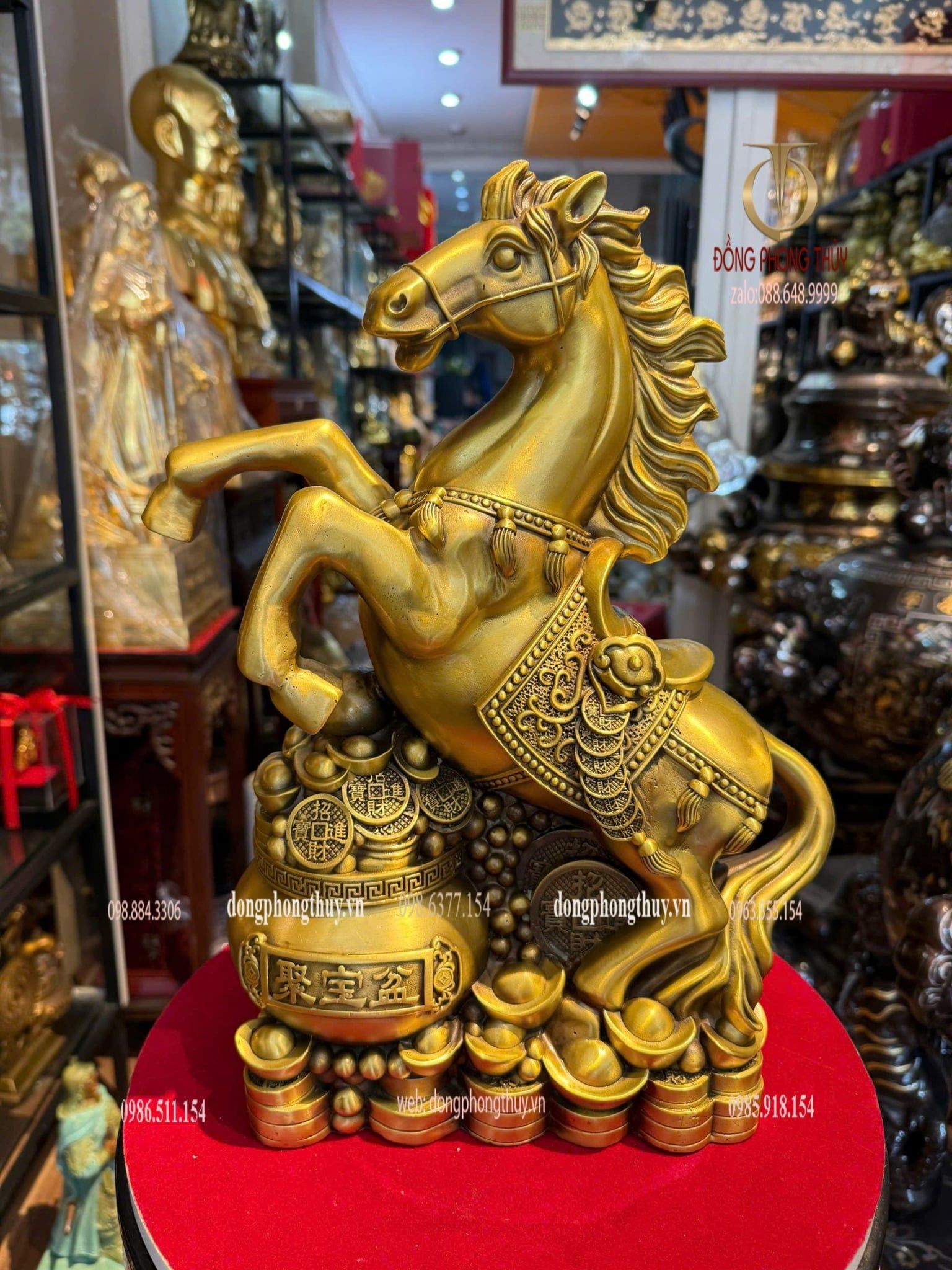 Tượng ngựa phong thủy bằng đồng