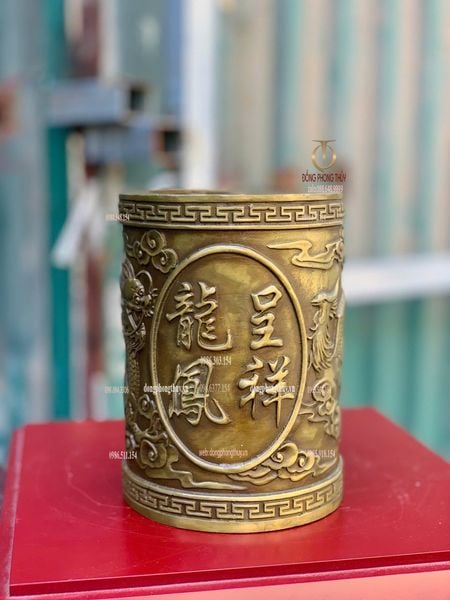 Ống đựng bút bằng đồng