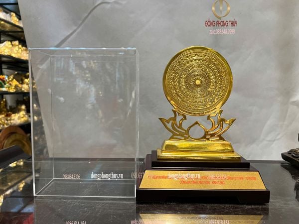 Quà lưu niệm