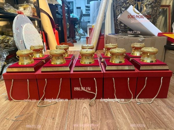Quà lưu niệm :trống đồng lưu niệm