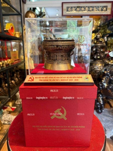 Quà tặng đại hội-quà tặng doanh nghiệp-trống đồng