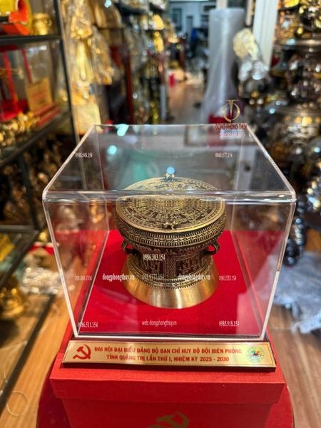 Quà tặng đại hội-quà tặng doanh nghiệp-trống đồng