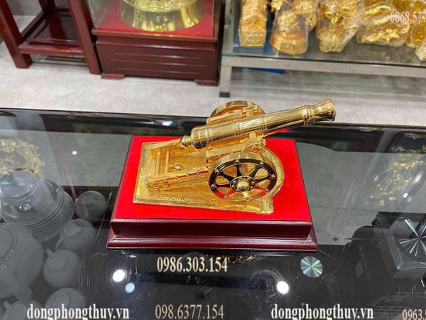 Quà tặng sếp mạ vàng: súng pháo bằng đồng mạ vàng 24k