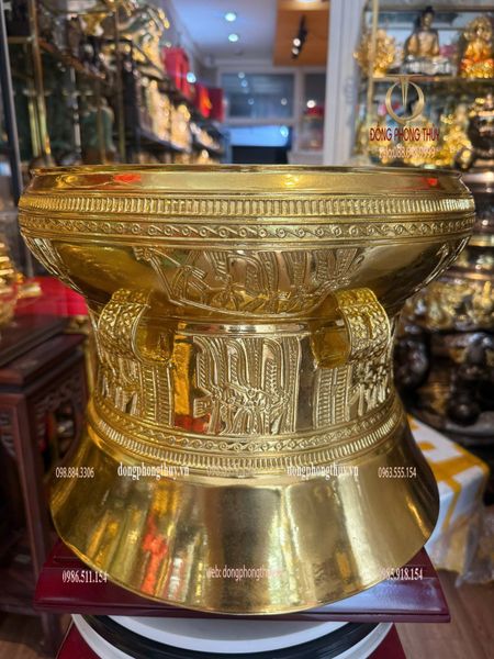 Quả trống đồng đỏ dát vàng