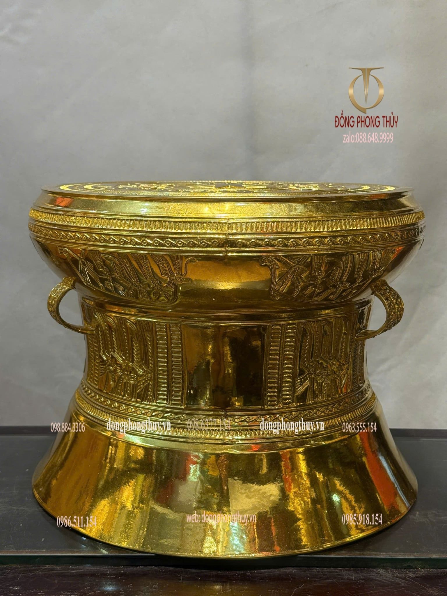 Trống đồng dát vàng