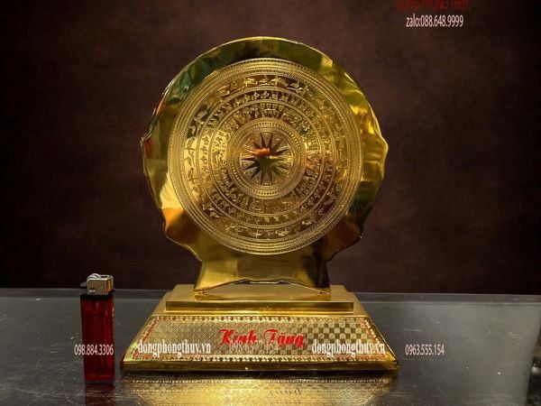 Quốc huy để bàn bằng đồng mạ vàng 24k