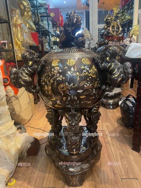 Thất lân vờn cầu 1m2 chữ việt khảm tam khí