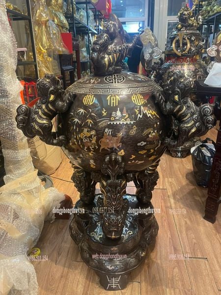 Thất lân vờn cầu 1m2 chữ việt khảm tam khí