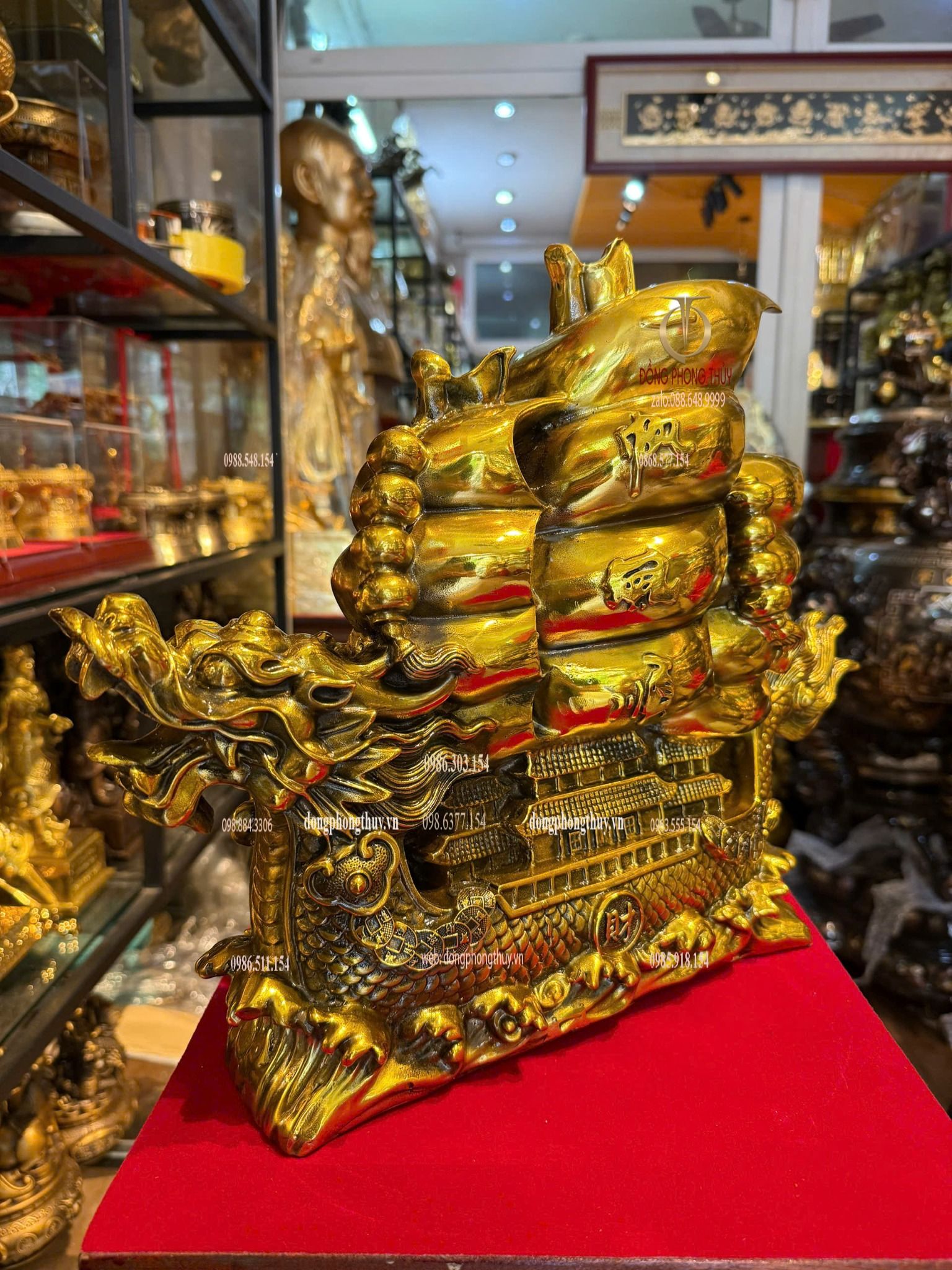 Mô hình thuyền buồm bằng đồng