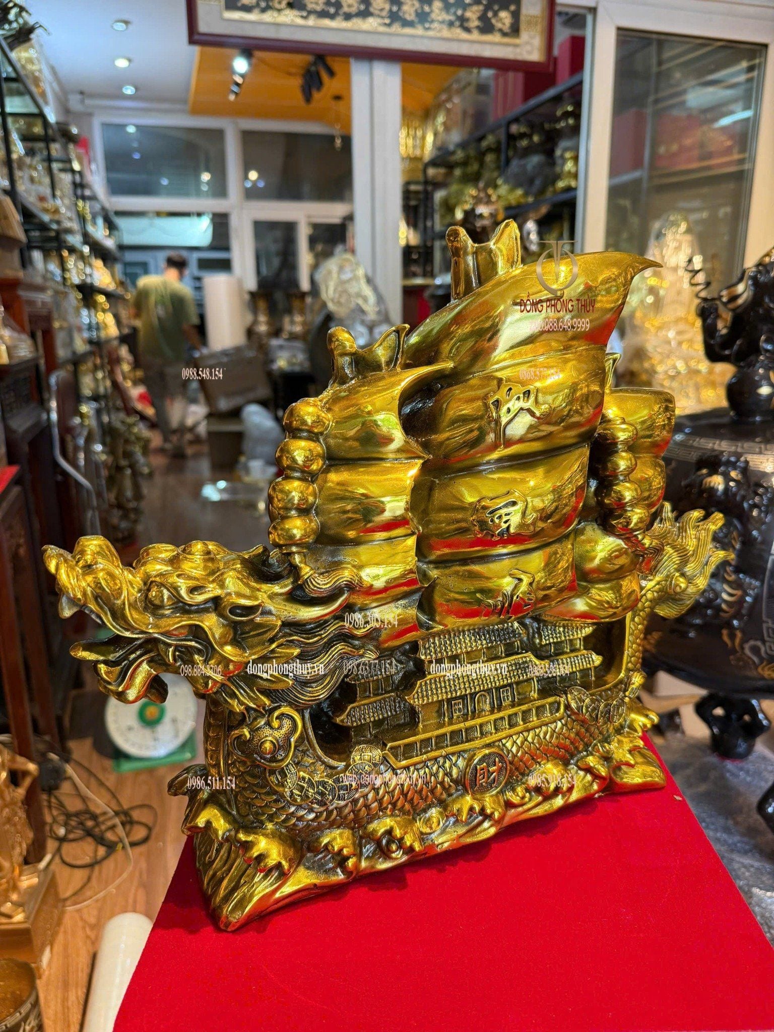 Mô hình thuyền buồm bằng đồng