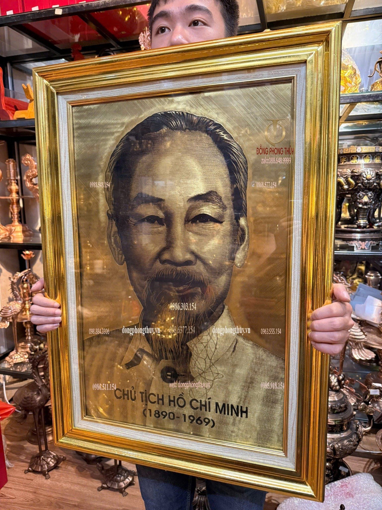 Tranh chân dung bác hồ khung dát vàng