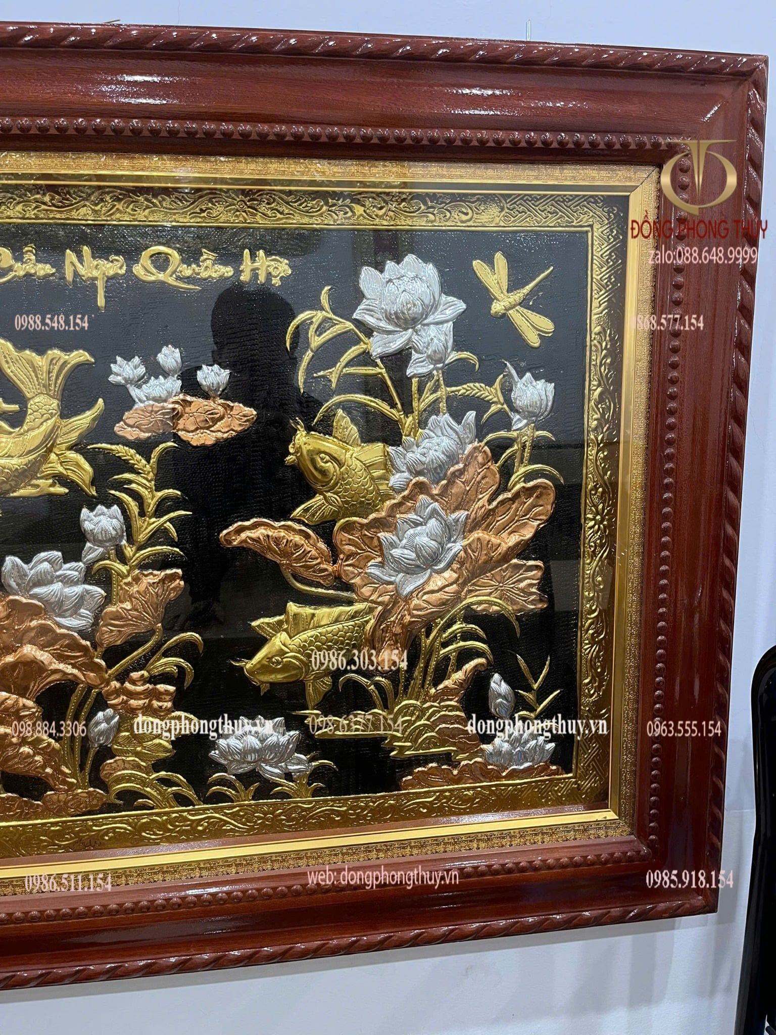 Tranh cửu ngư quần hội bằng đồng 90*1m7