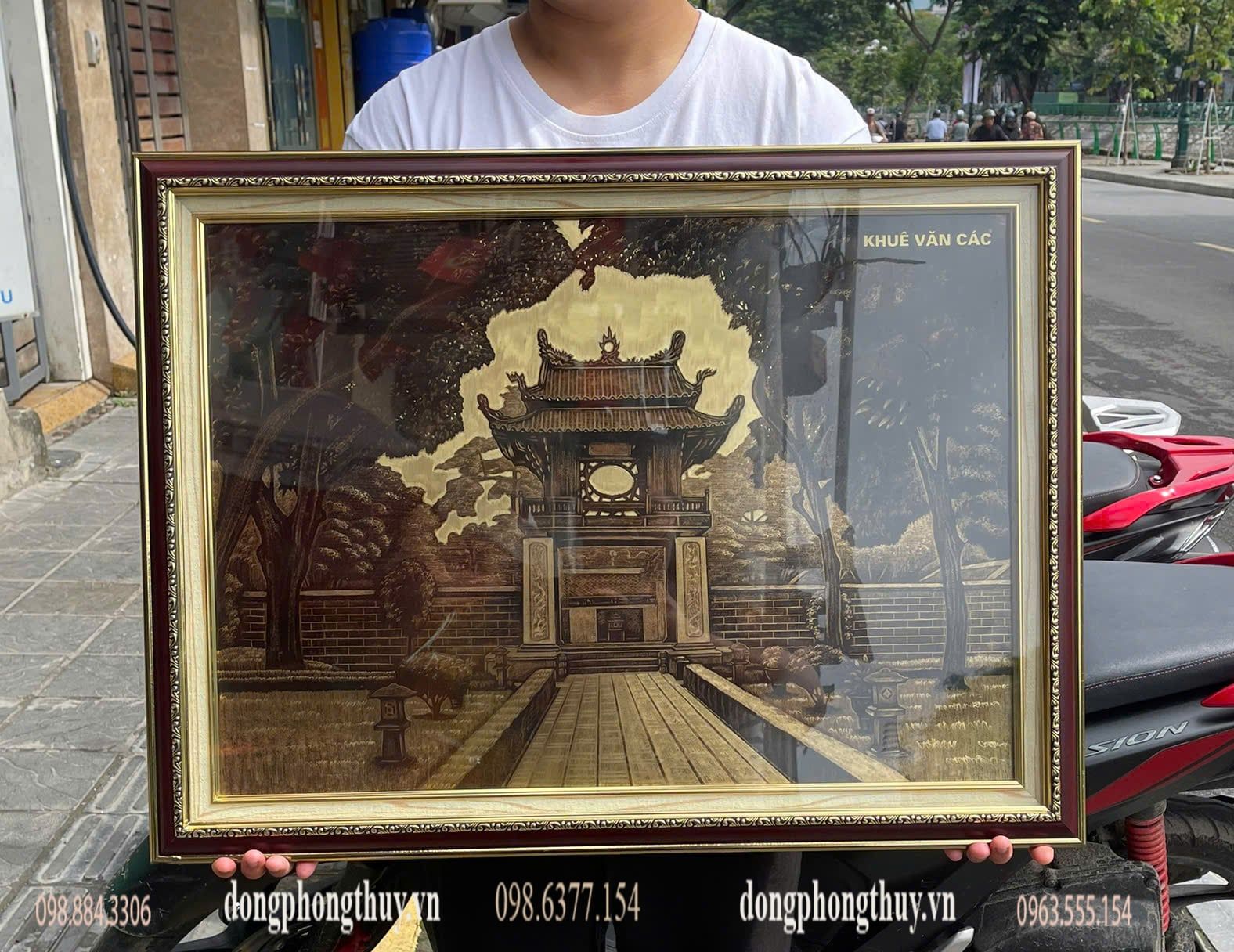 Tranh khuê văn các bằng đồng