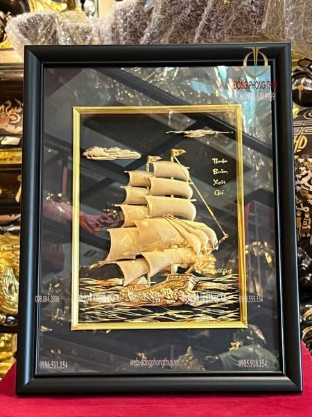 Tranh thuyền buồm mạ vàng 24k
