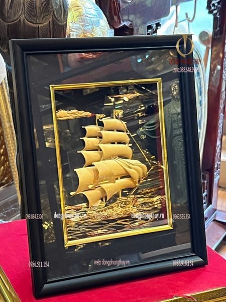 Tranh thuyền buồm mạ vàng 24k