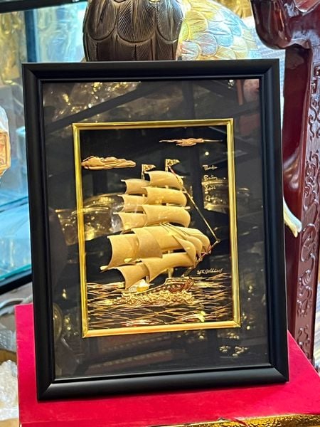 Tranh thuyền buồm mạ vàng 24k