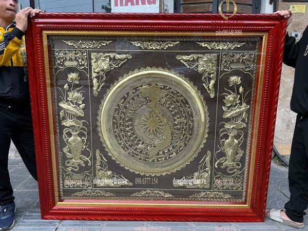 Tranh trống đồng thúc tay thủ công