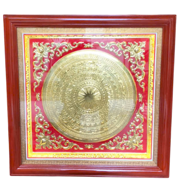 Tranh trống đồng dát vàng