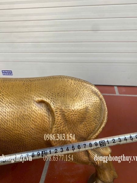 Tượng trâu bằng đồng cao 25 dài 52cm 16kg