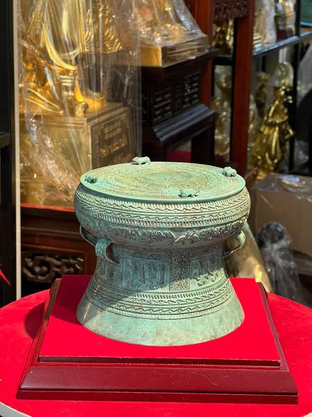 Trống đồng đông sơn để bàn giả cổ