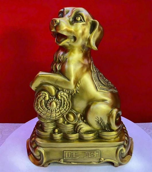 Tượng chó bằng đồng