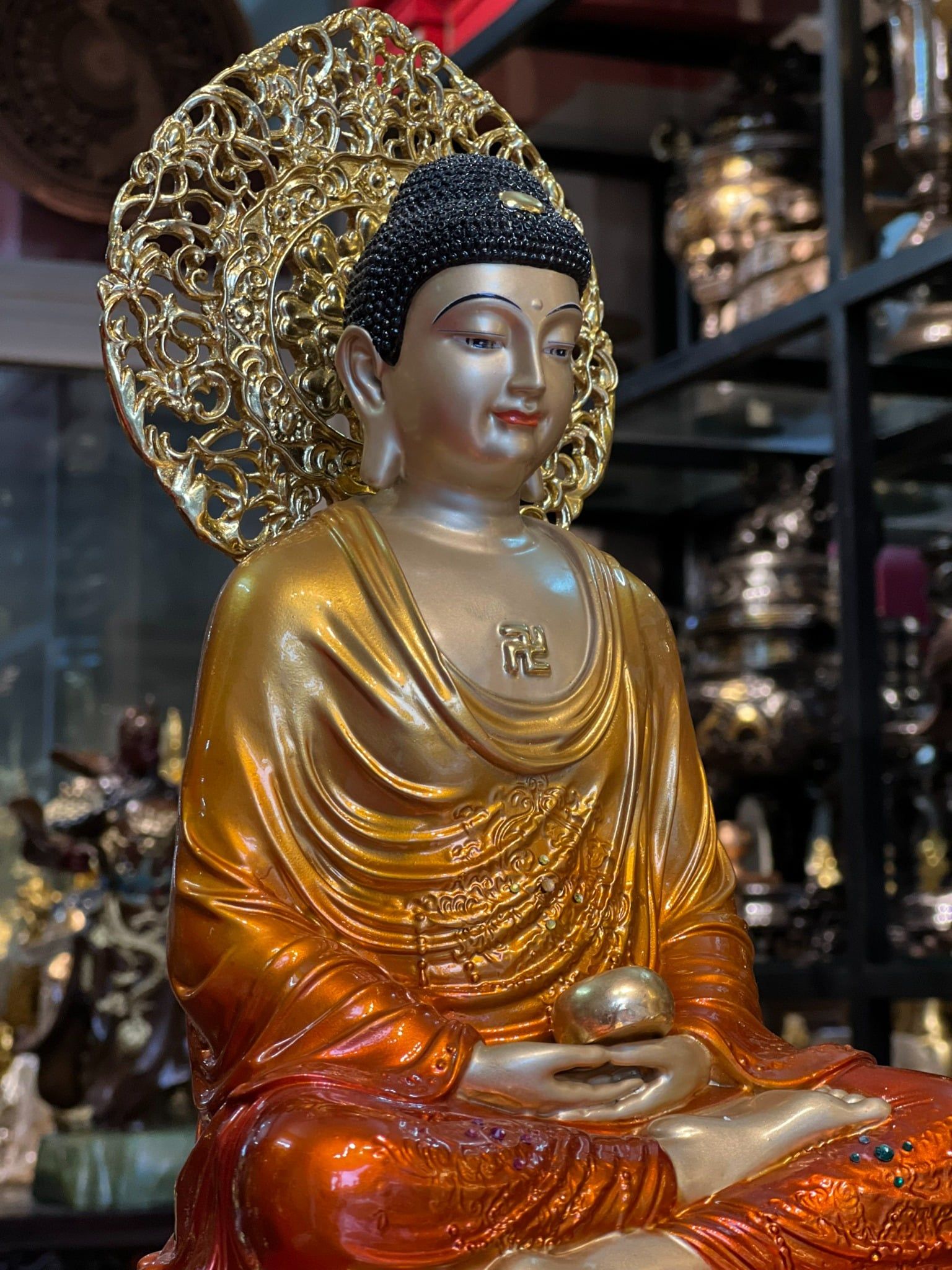 Tượng A Di Đà bằng đồng