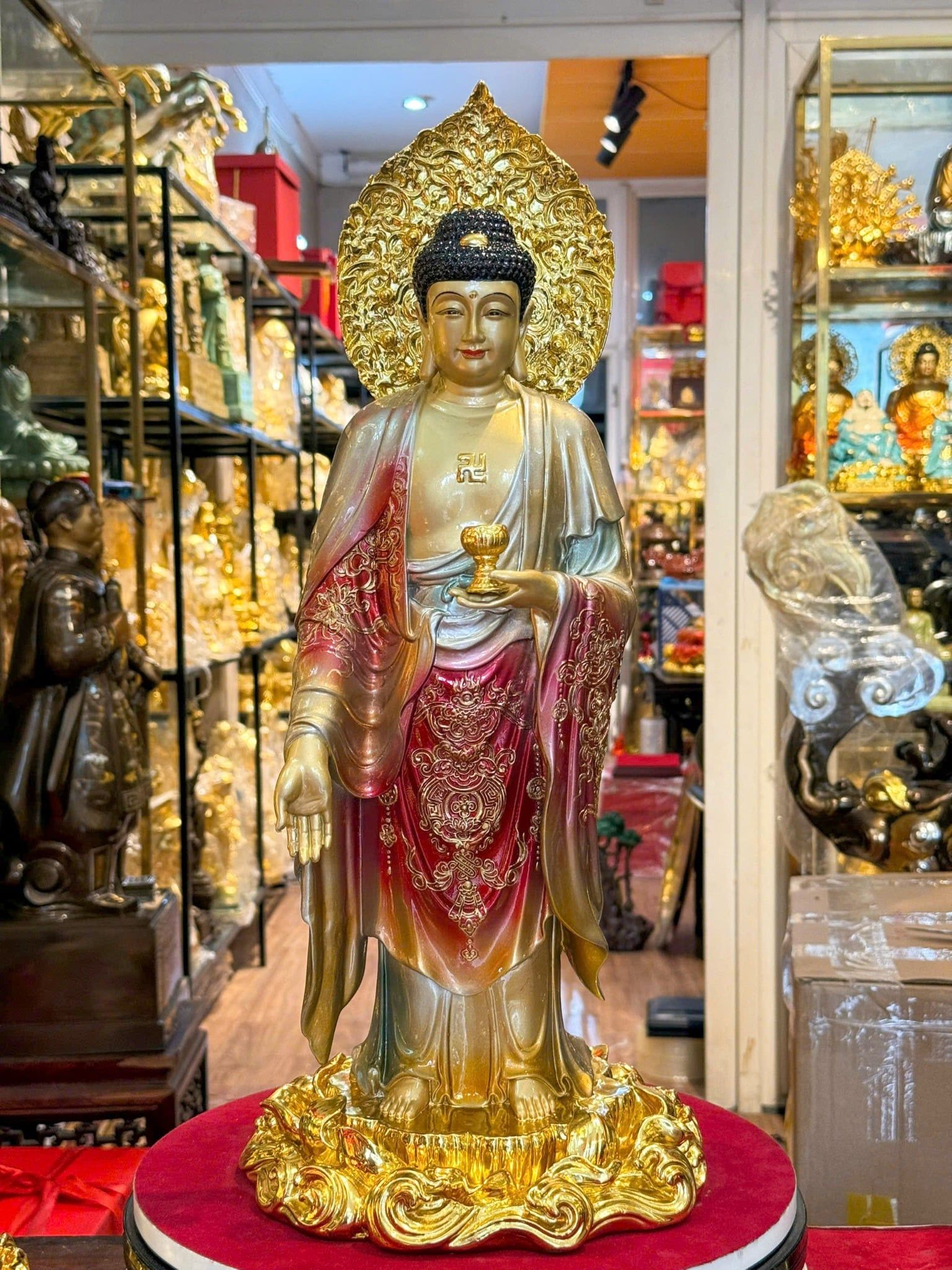 Tượng Phật A Di Đà đứng bằng đồng
