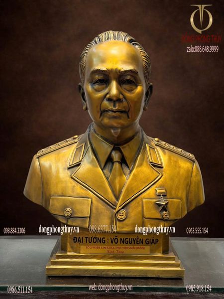 Tượng Đại Tướng Võ Nguyên Giáp bằng đồng cao 48cm