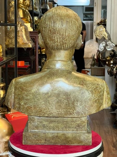 Tượng Bác Hồ bằng đồng patina vân hỏa biến độc bản cao 48