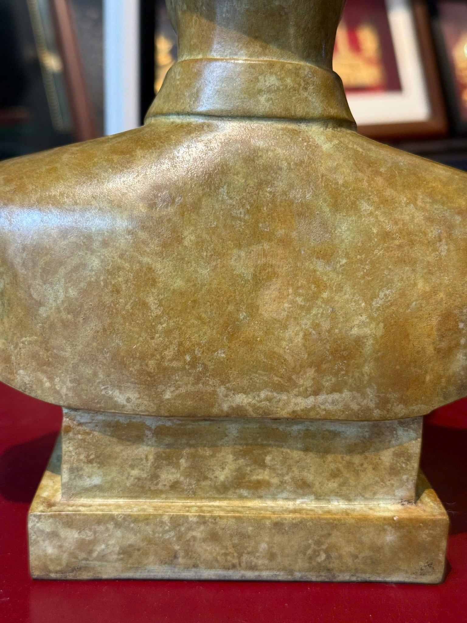 Tượng Bác Hồ bằng đồng patina vân hỏa biến độc bản chỉ có tại Đồng Phong Thủy