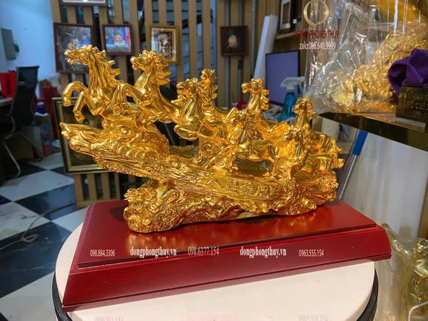 Tượng ngựa mạ vàng -bát mã bằng đồng dát vàng 24k