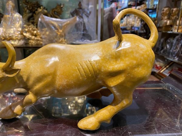 Tượng Trâu bằng đồng