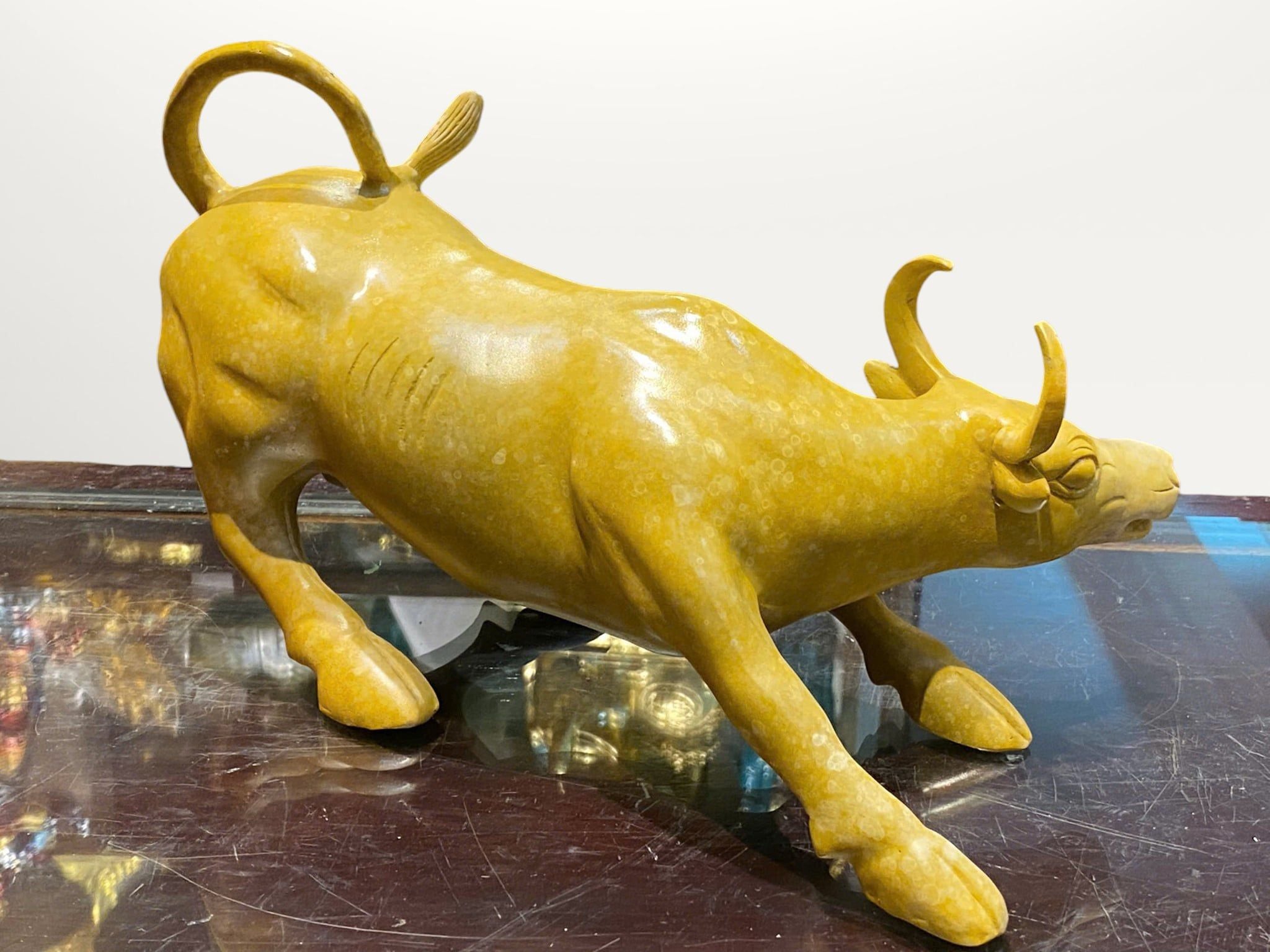 Tượng Bò chứng khoán húc đổ mọi rào cản