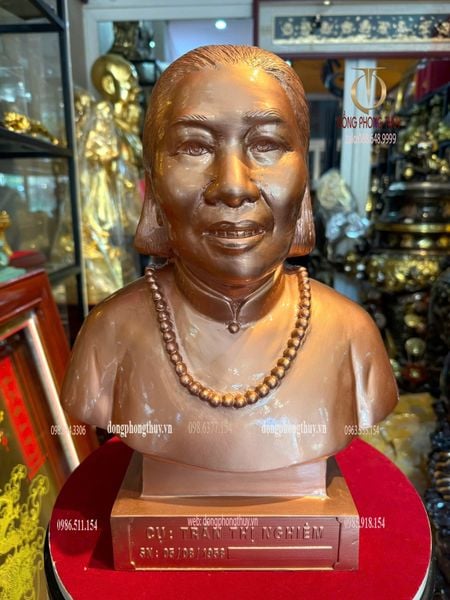 Đúc tượng chân dung truyền thần 38cm bằng đồng đỏ